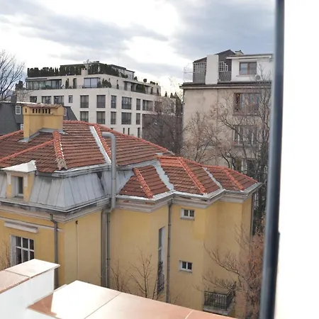 Mansard Art Studio - Central Sofia 소피아