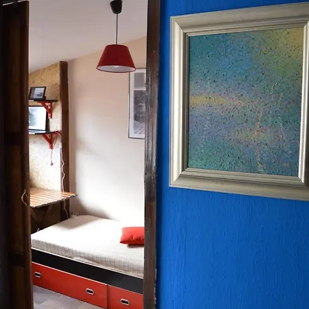 Mansard Art Studio - Central Sofia Апартаменты София